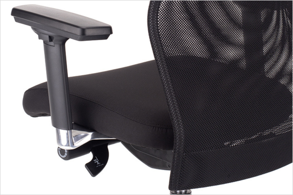 sedez nastavljiv po globini stola dynamic xl