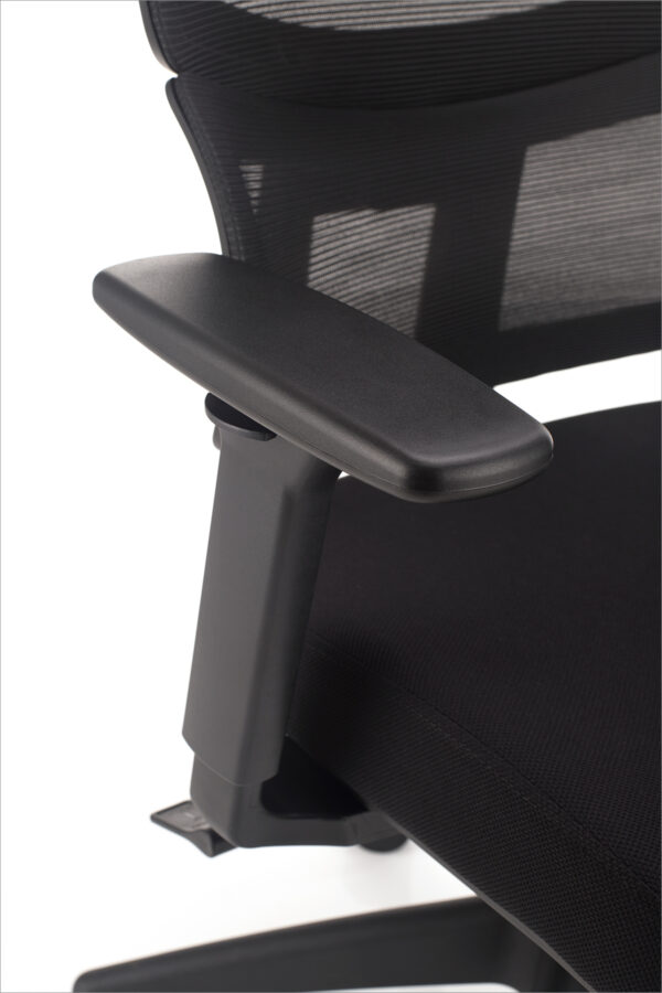 mehka rocna opirala stola flow s sedezem v blagu