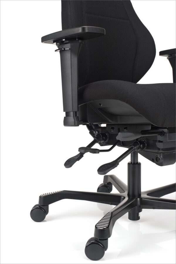 ojacan dviznik in kovinsko podnozje stola 24/7 pro