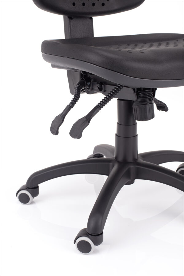 LABORATORIJSKI-STOL-PU-AIR-SINHRON-GUMIRANA-KOLESA