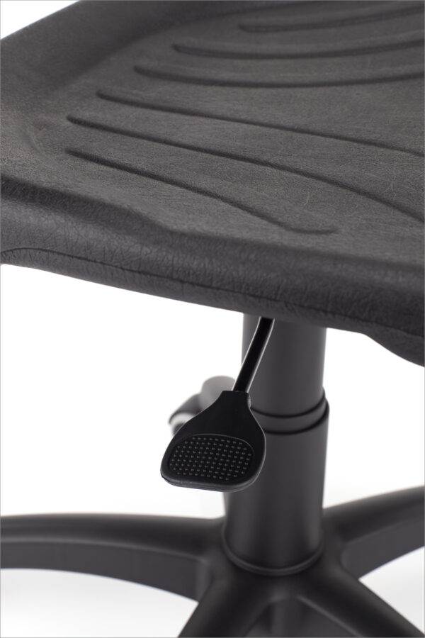 LABORATORIJSKI-STOL-PU-NOVI-DVIZNI-MEHANIZEM