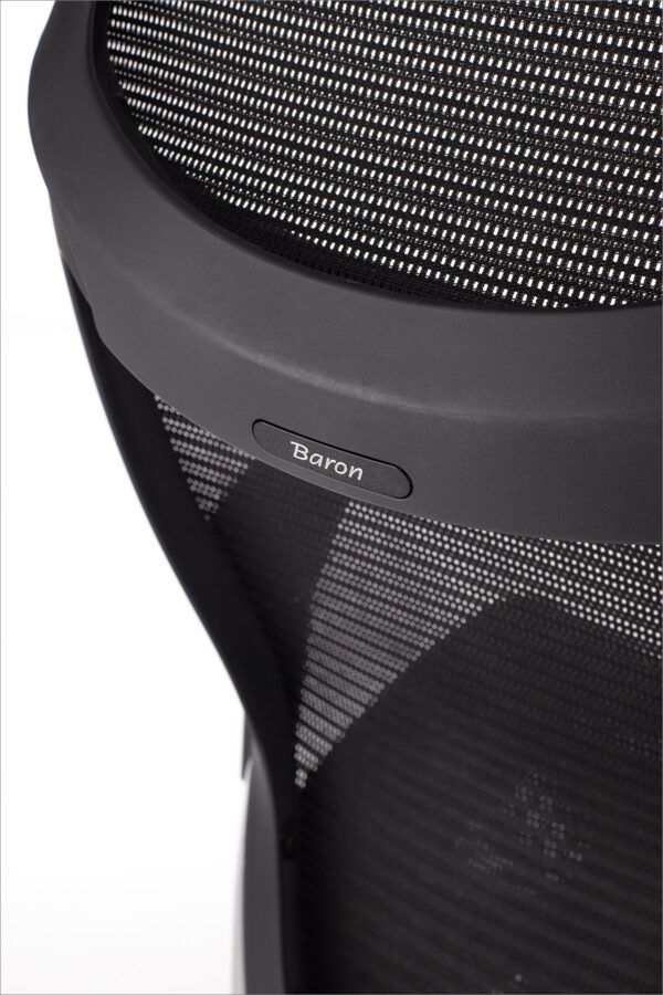 estetski dizajn stola baron/okamura CP